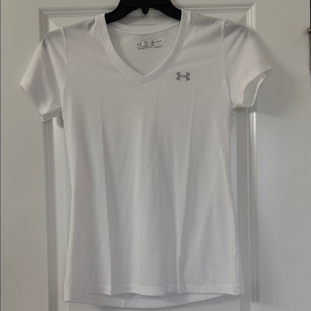 Under Armour Women's V-neck White Top
